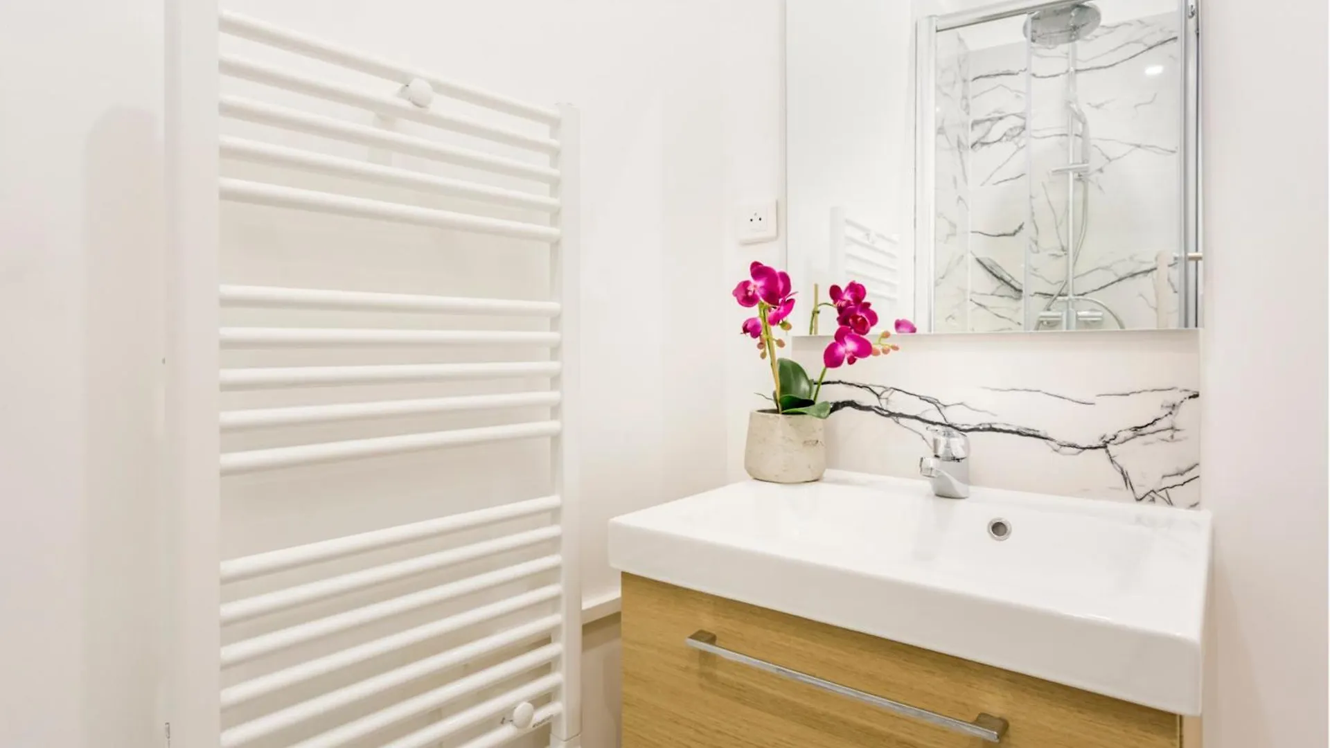 Cozy Apartment - Marais - Saint Denis II Paris