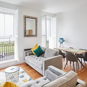 https://host-stay-the-connell.yorkshirehotels.net