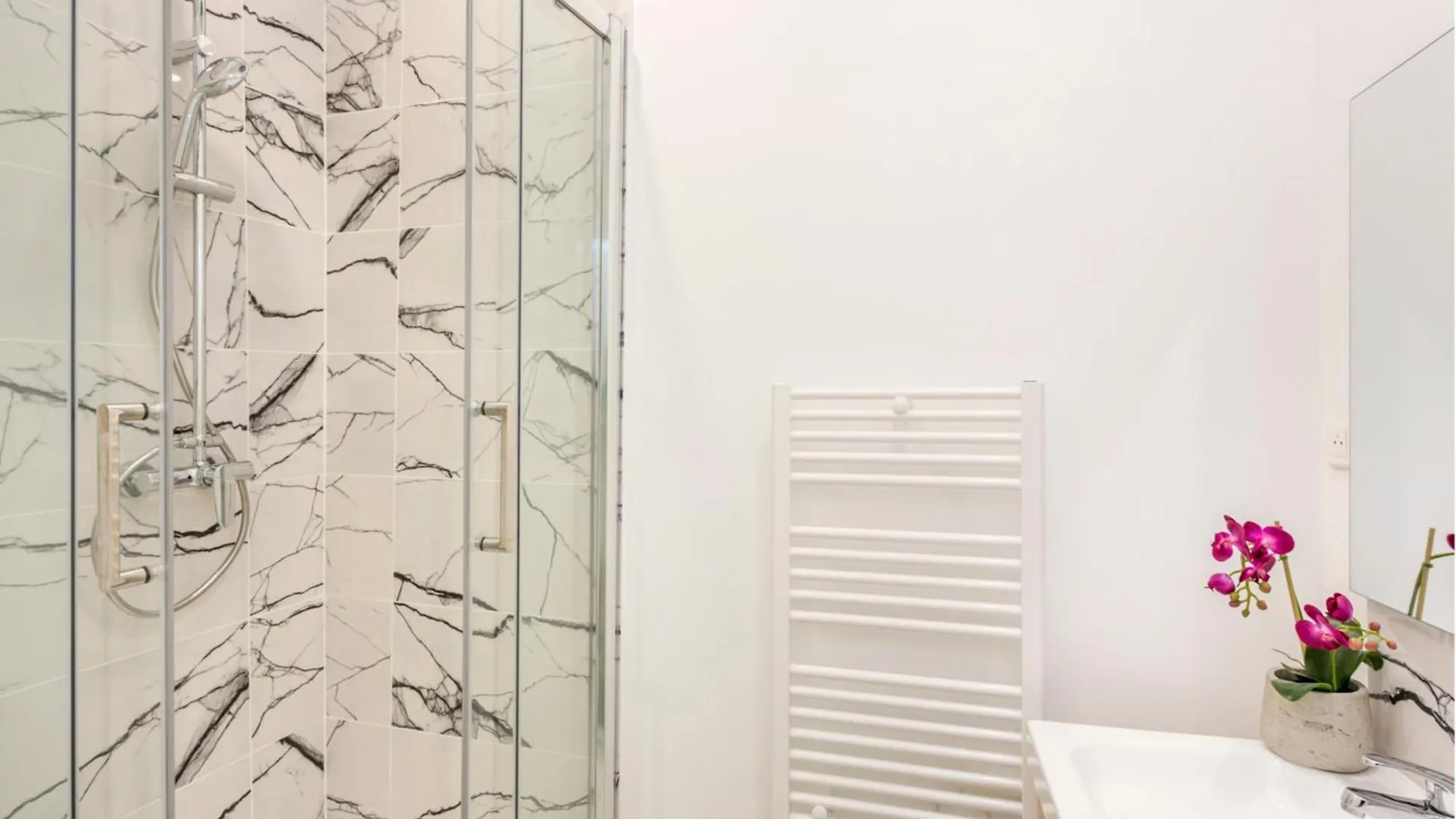Cozy Apartment - Marais - Saint Denis II Paris Frankrig