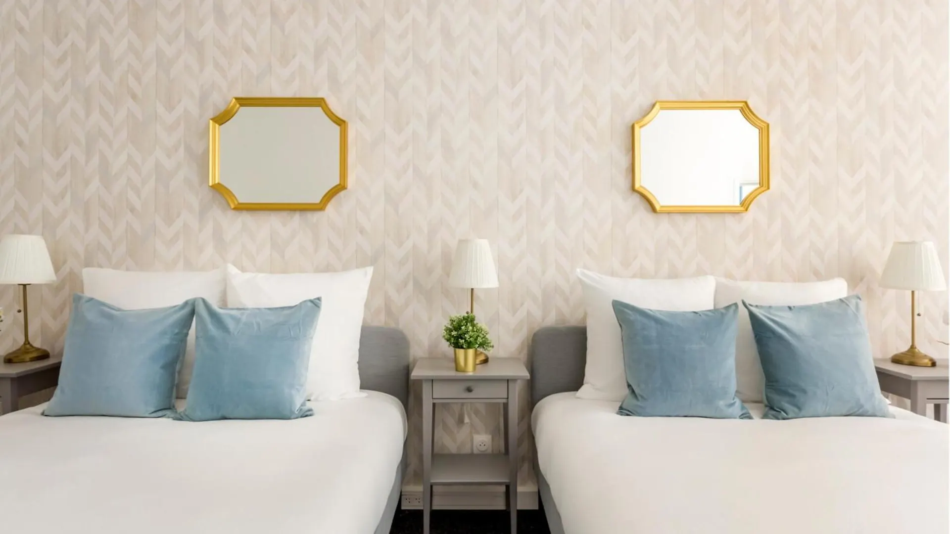 Merveil - Family Suite - Marais - Saint Denis II Paris France